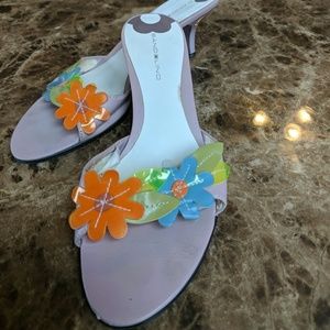 Bandolino flower mini heel sandals